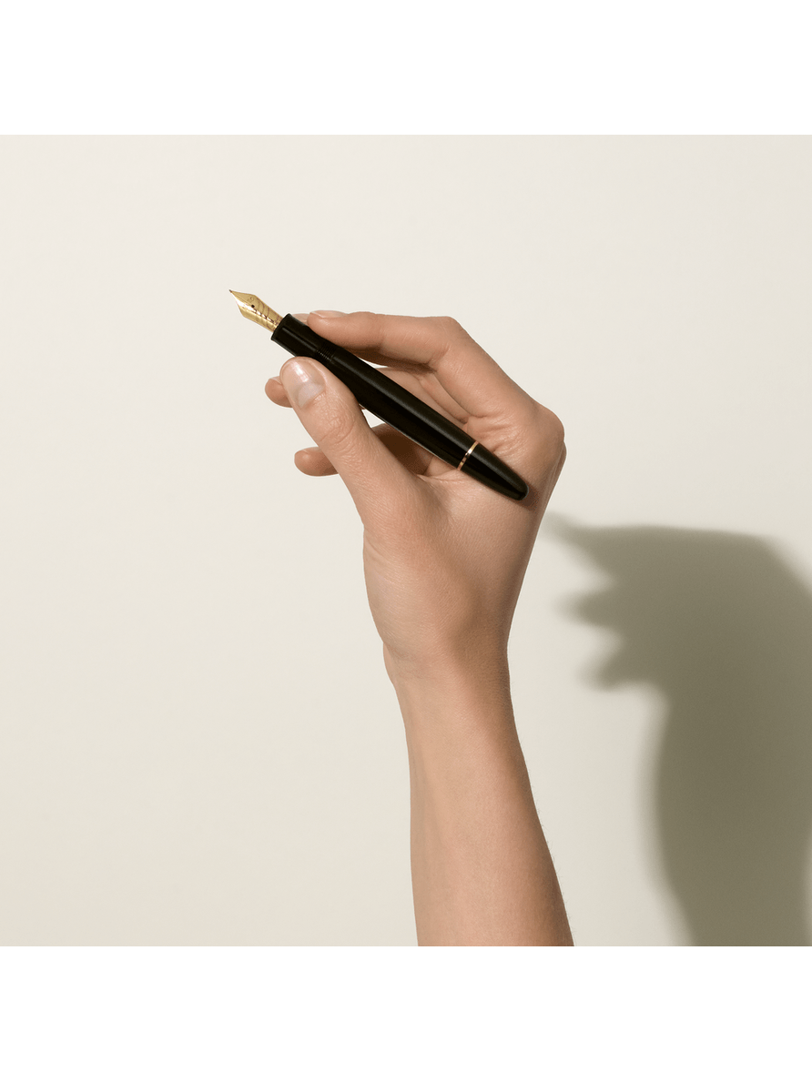 LeGrand Calligraphy Plumín curvo Meisterstück