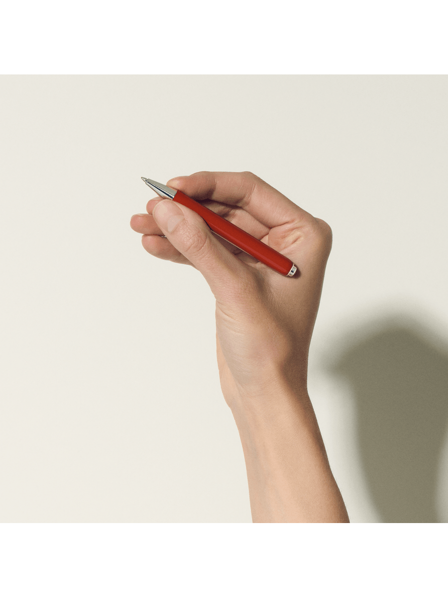 Bolígrafo Montblanc Heritage Rouge et Noir "Baby" color coral Edición Especial