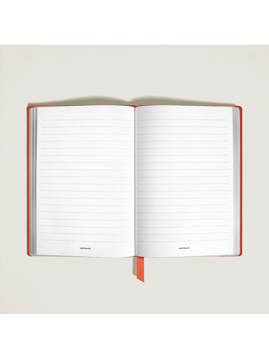 Cuaderno mediano con líneas