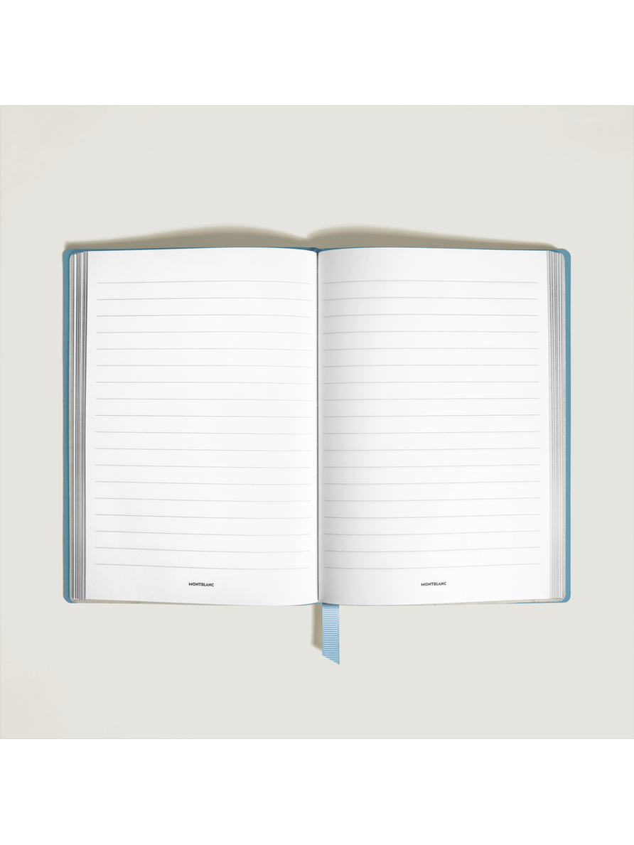 Cuaderno mediano piel Saffiano azul pálido con líneas