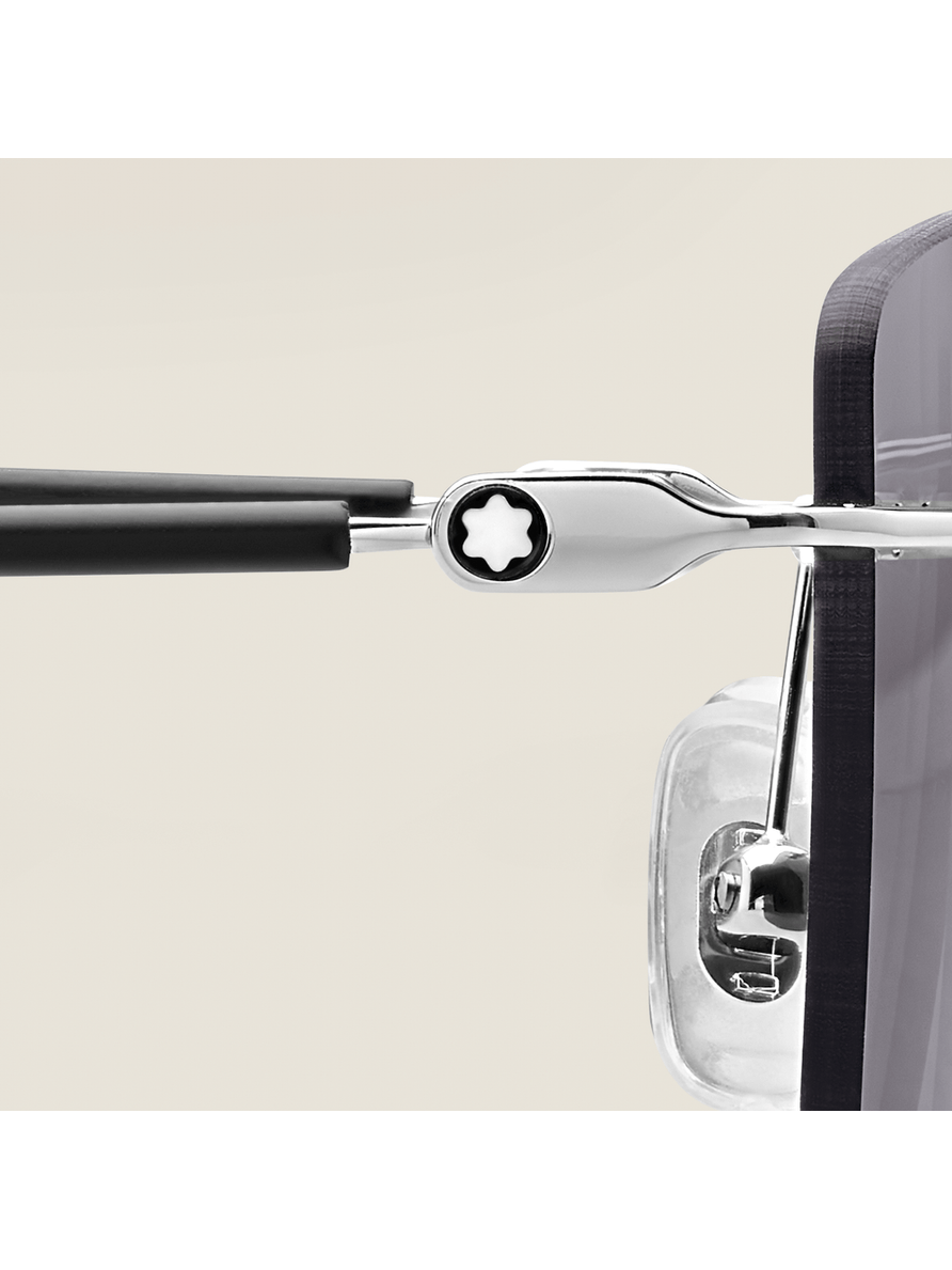 Lentes de sol rectangulares con montura metálica plateada